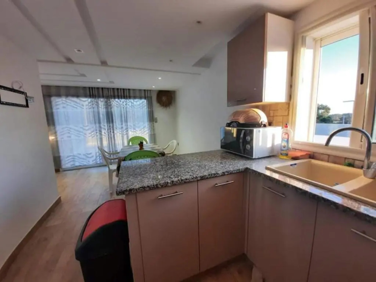 Jasmine Studio coquette