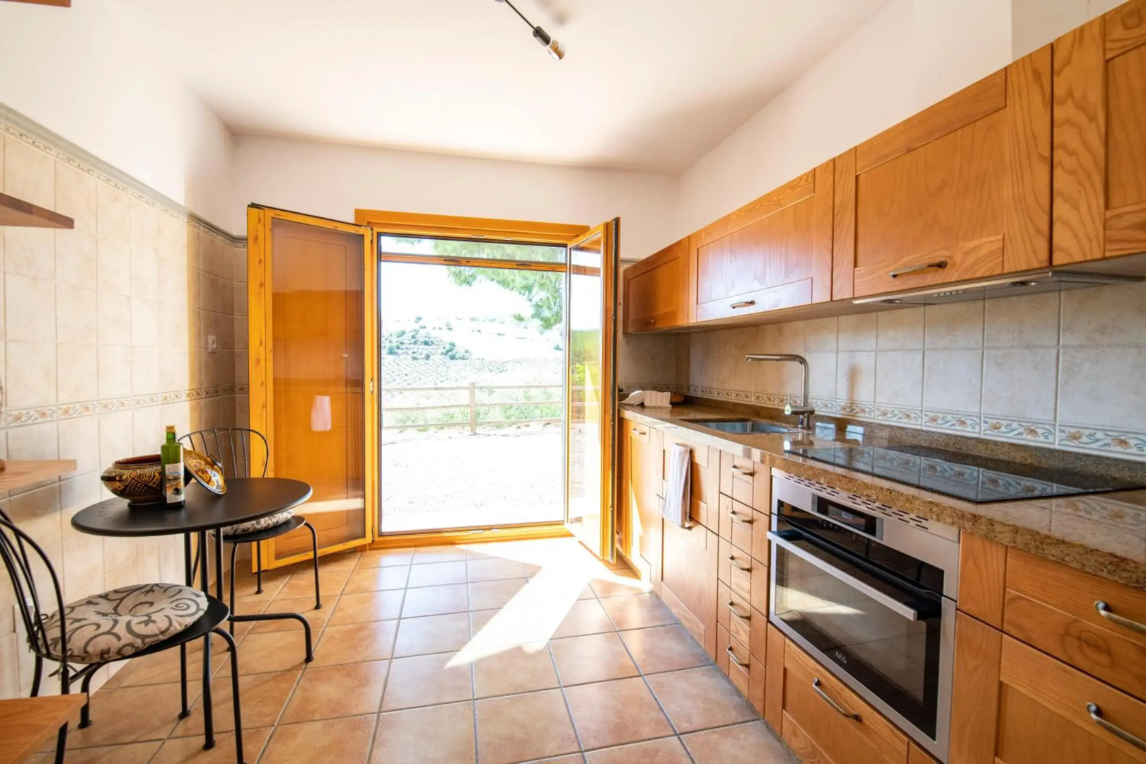 Casa Grande / Rosas Cantares