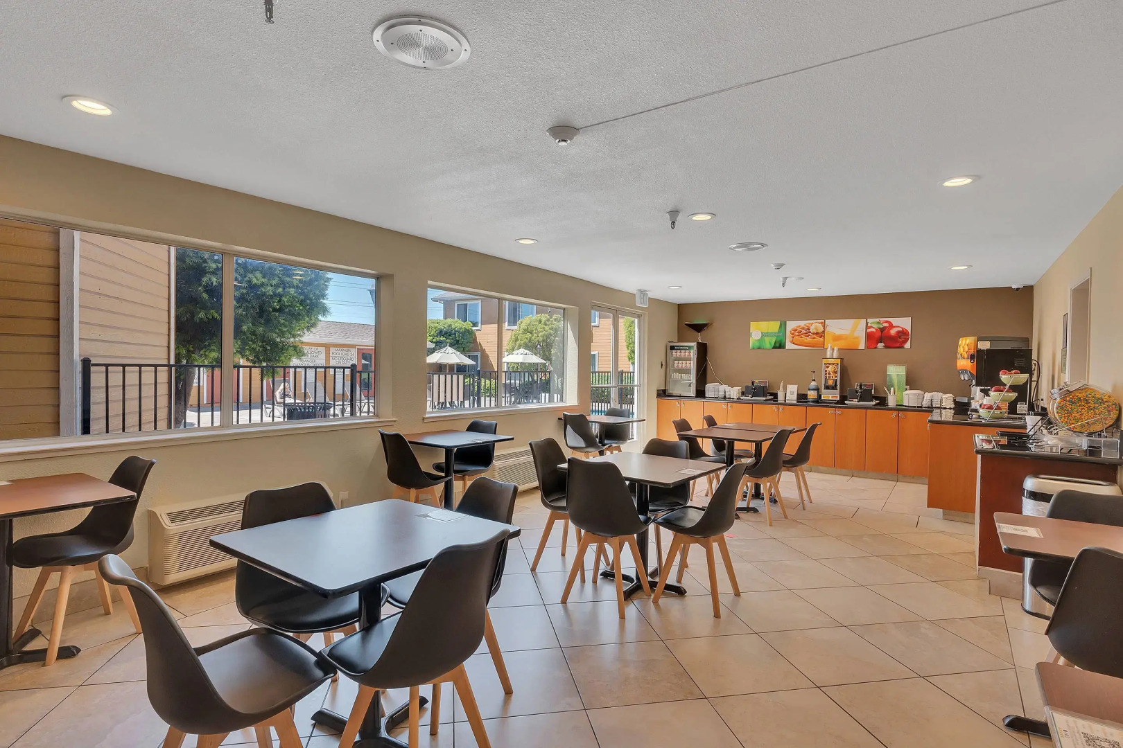 Quality Inn near Six Flags Discovery Kingdom - Napa Valley