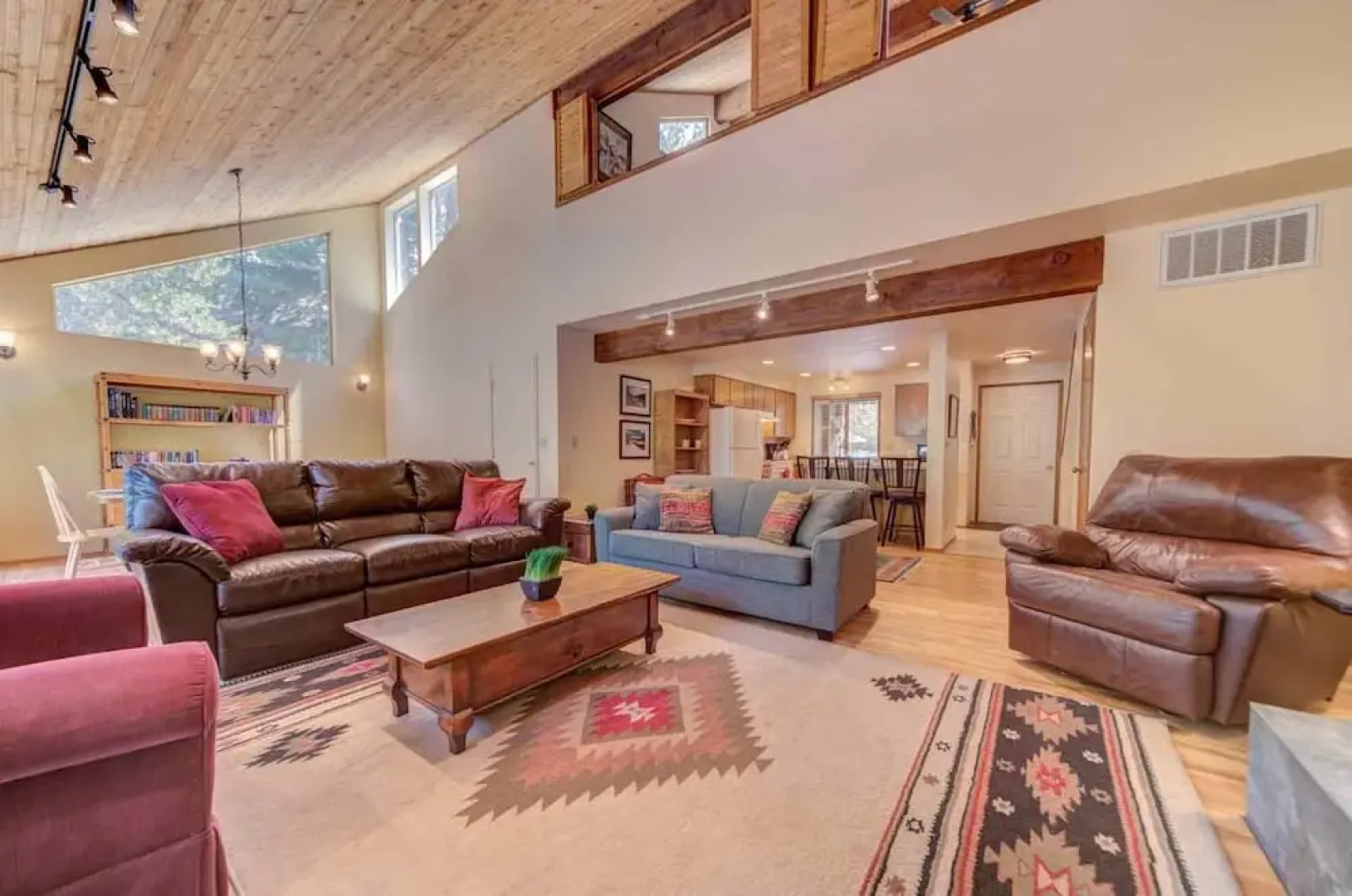 Tamarack Lane 8