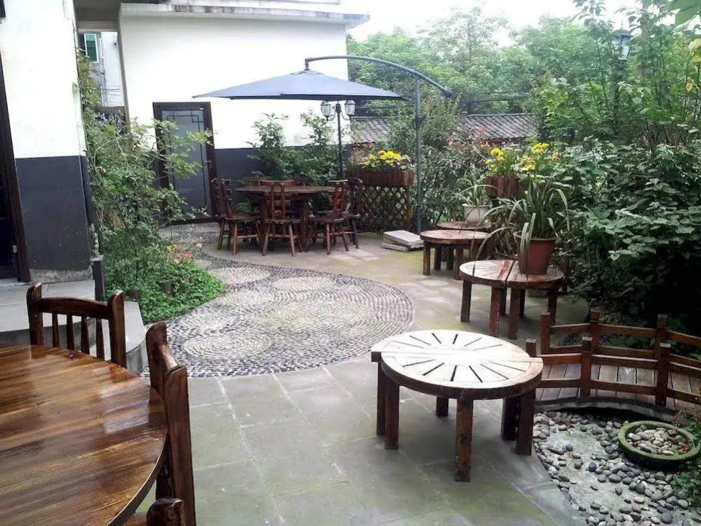 Mount Emei Longxinfang Garden Inn