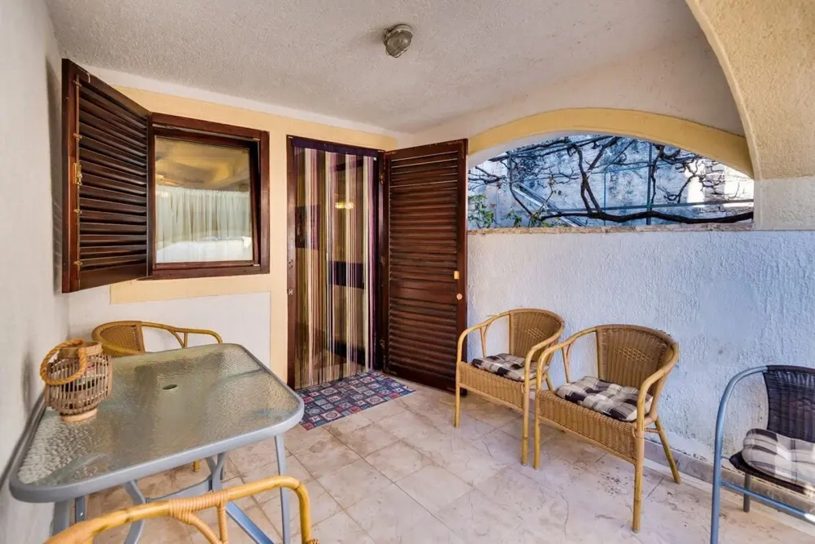 Land - 100m From the sea - A2