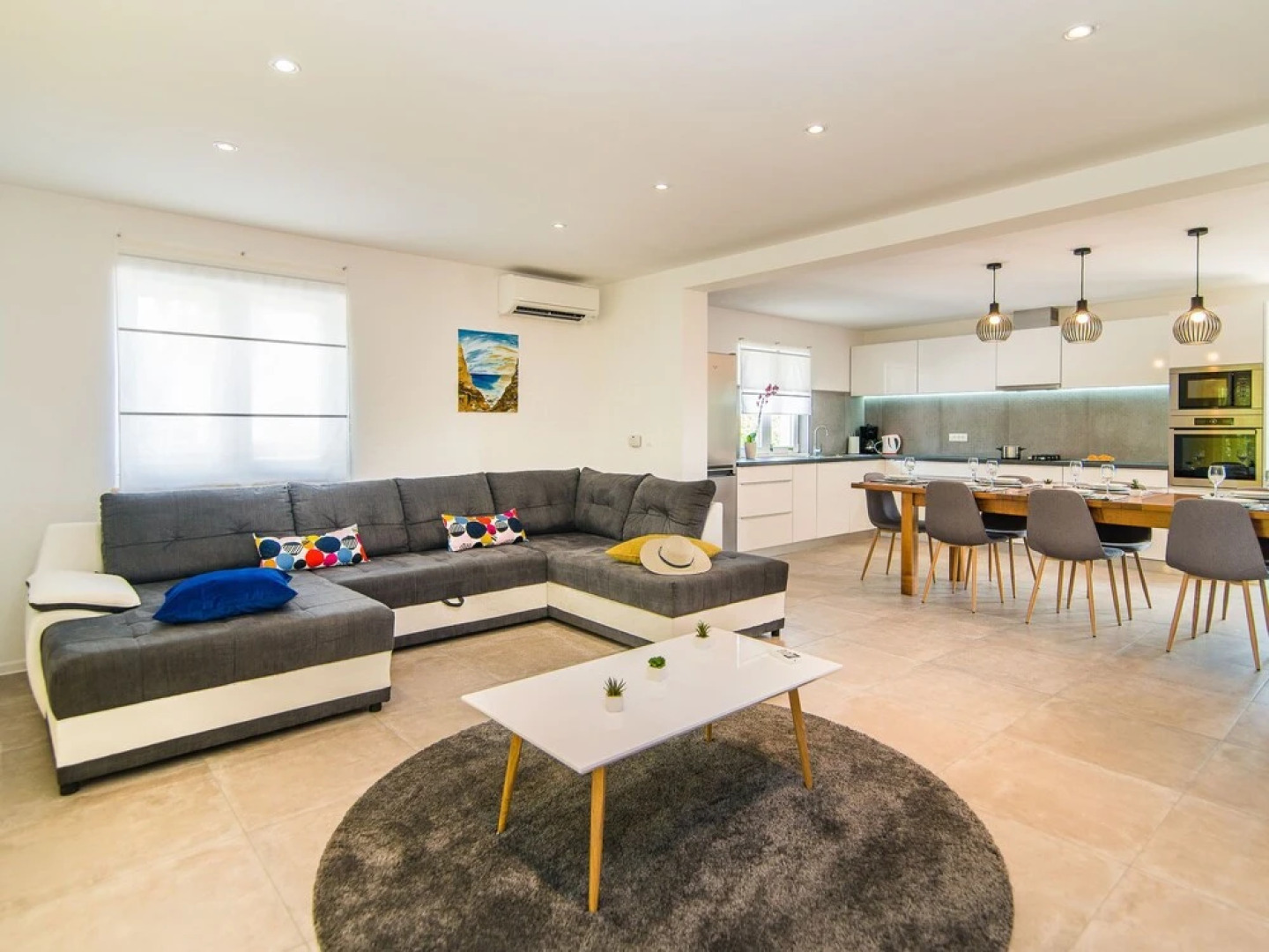 House With Private Pool For 10 People Surrounded By Vineyard In A Quiet Location