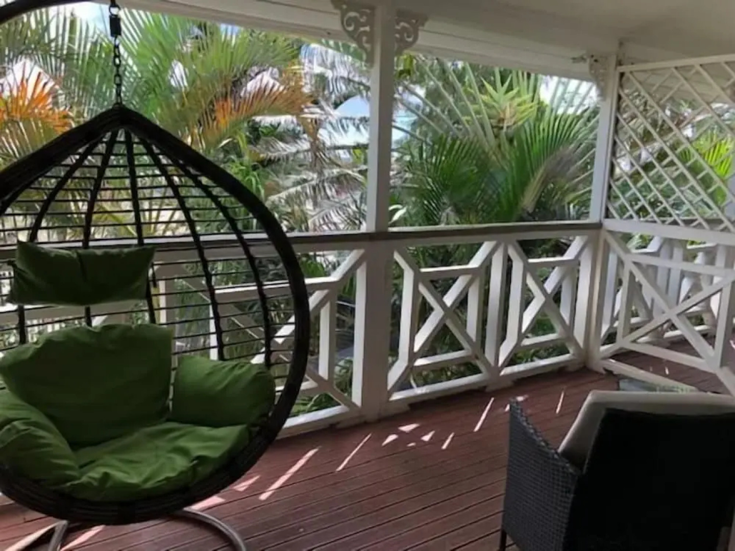 Waterfront Lodge