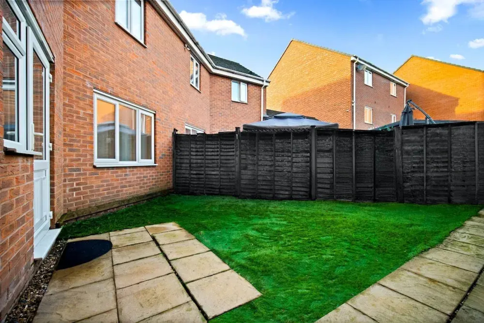 Tipton Escape Haven - 3 Bed House