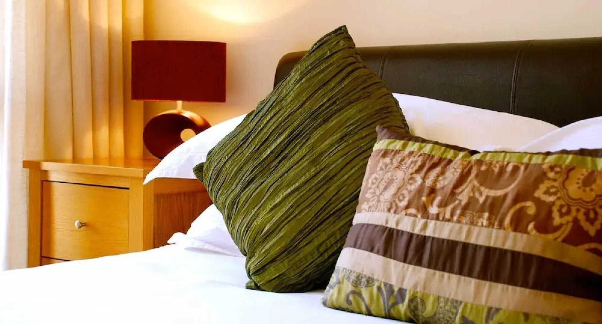 Fantastic 3 bedroom pool side ground floor apartment 'BE01'; communal pool and resort facilities, Theseus Village on Aphrodite Hills Resort