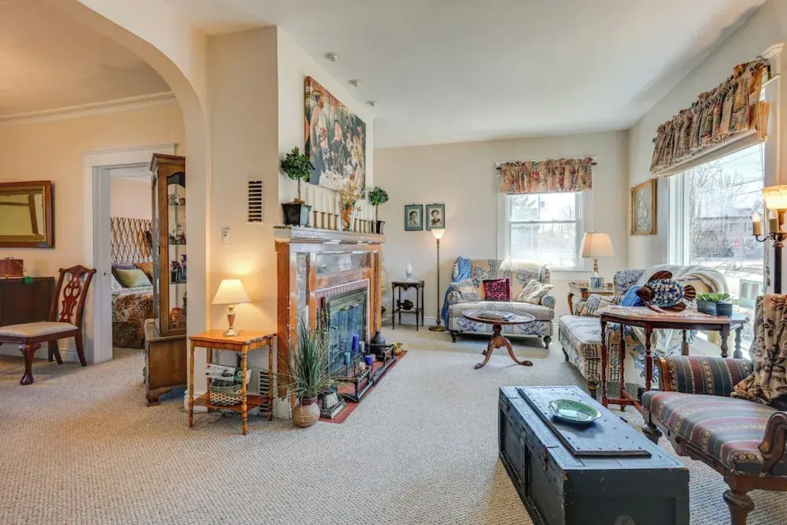 < 1 Mi to Old Town Lansing: Home w/ Furnished Deck