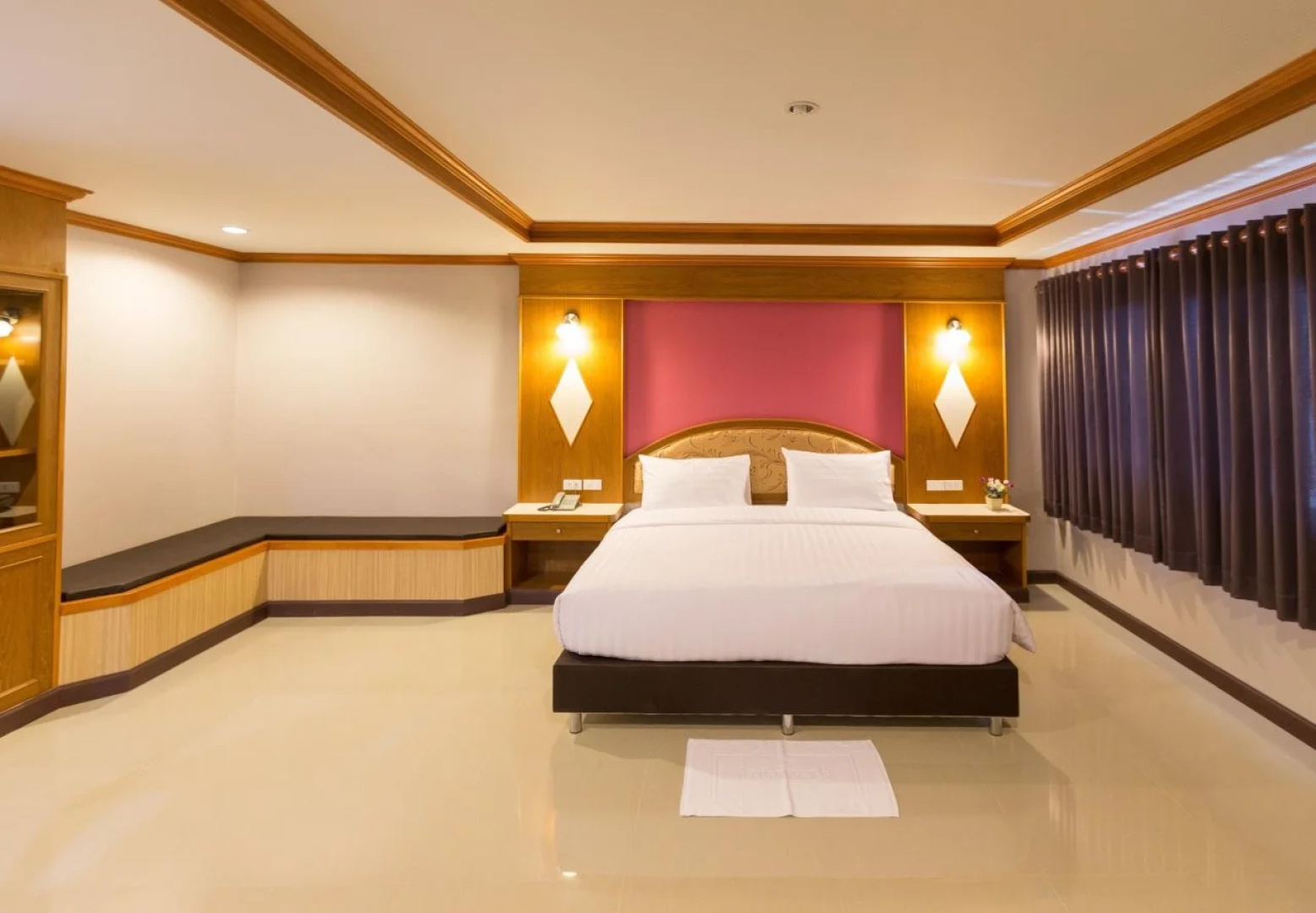 Thungtawan Hotel