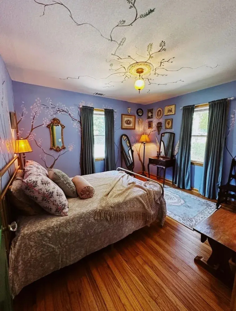 Vintage 1940 Cottage With Quaint Charm 2 Bedroom Home by RedAwning