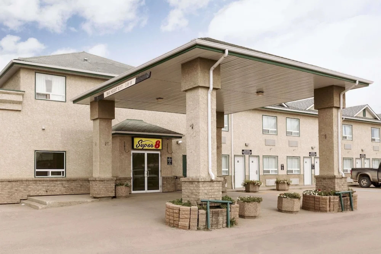 Super 8 Drayton Valley
