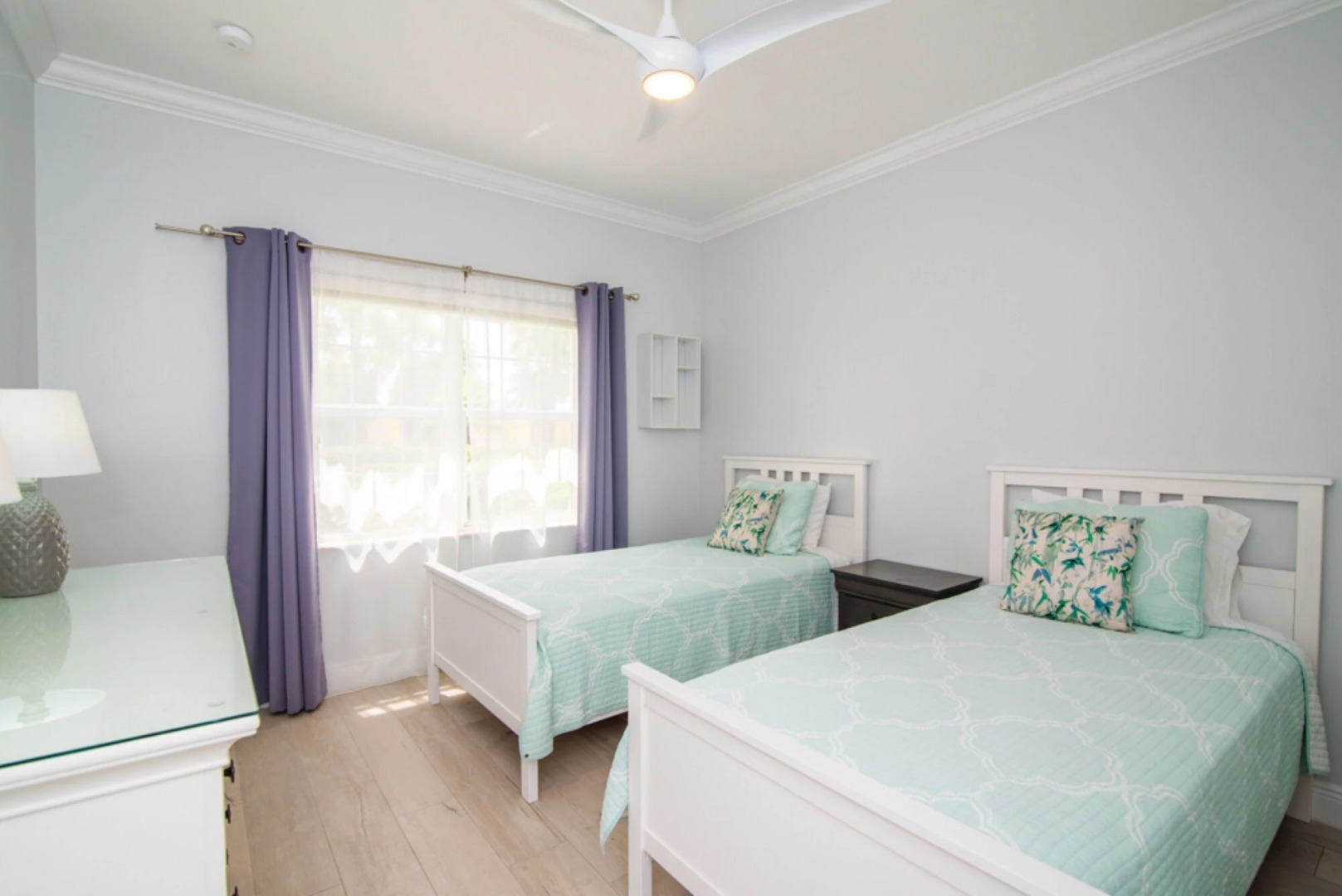 The Grandview Condos on Seven Mile Beach