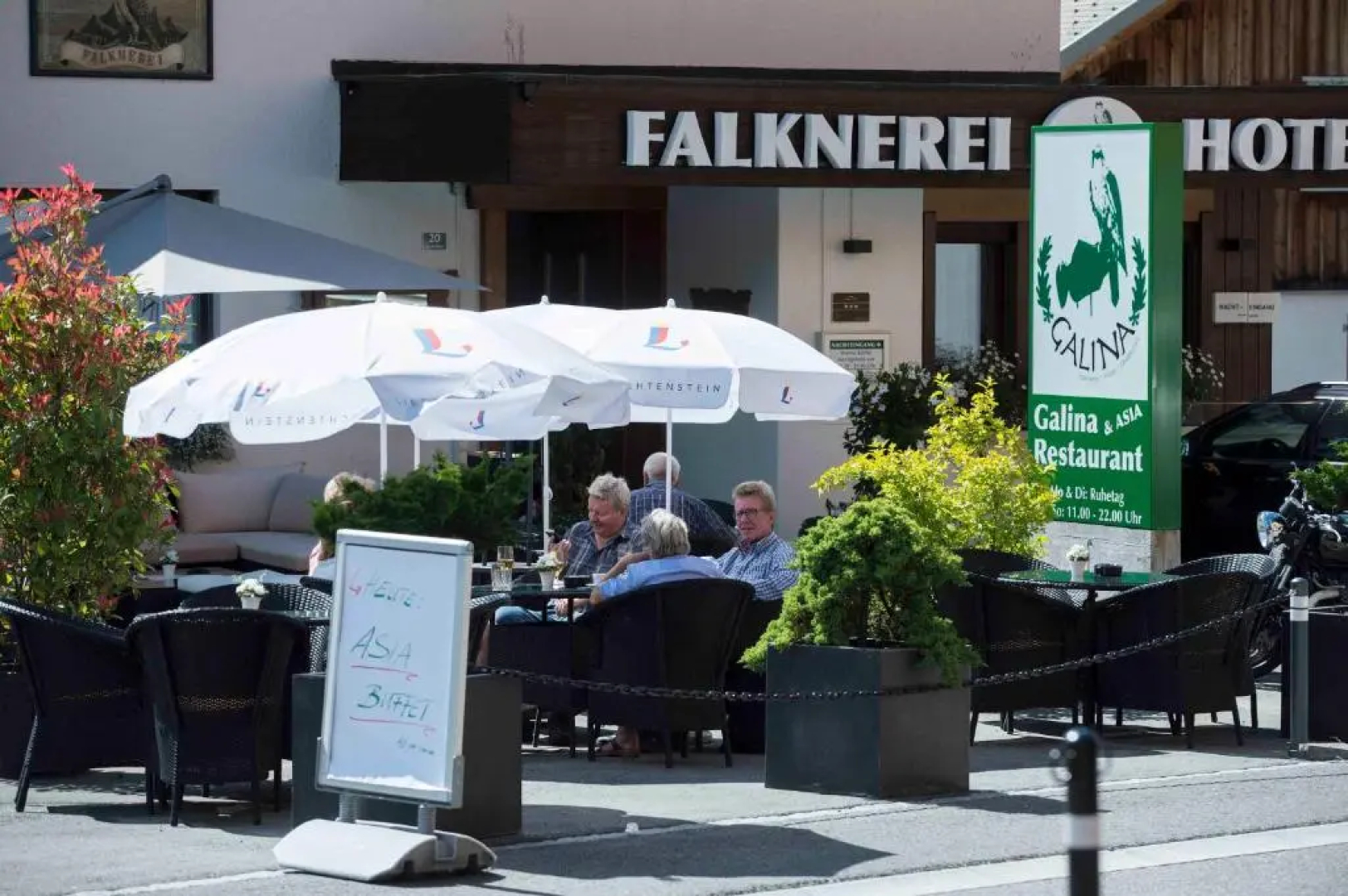 Hotel Falknerei Galina
