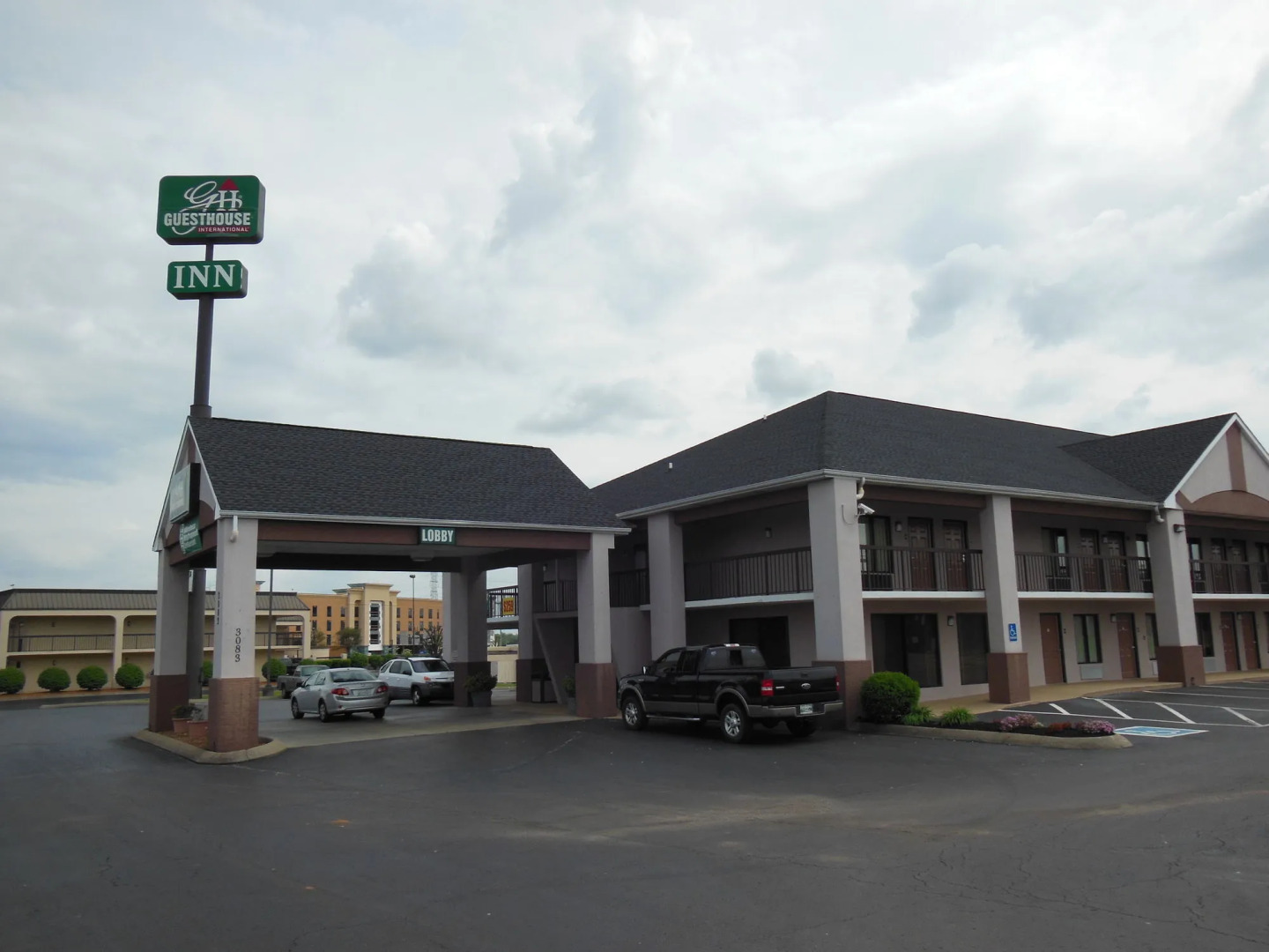 GuestHouse Inn Clarksville