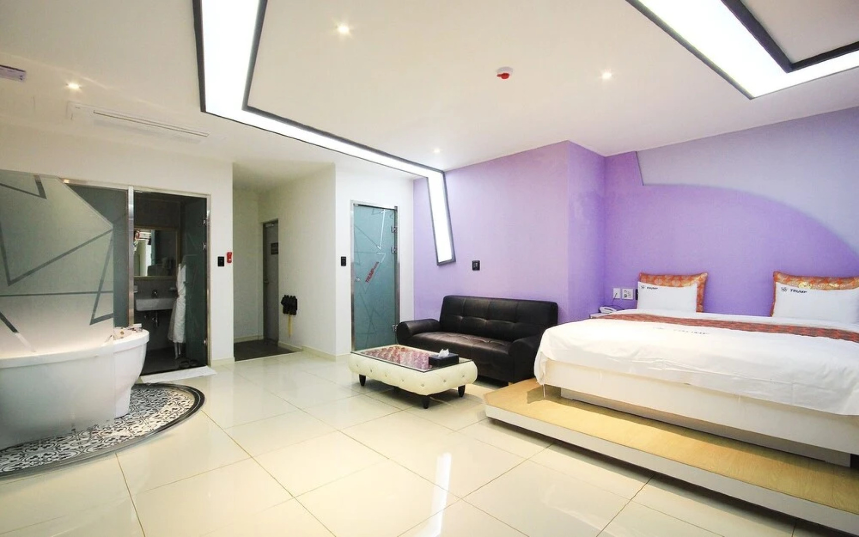 Naju Trump Self Check-in Motel