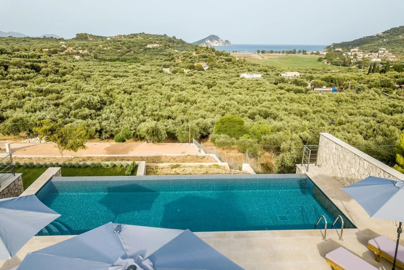 Amazing View Villa in a Peaceful Spot in Zakynthos