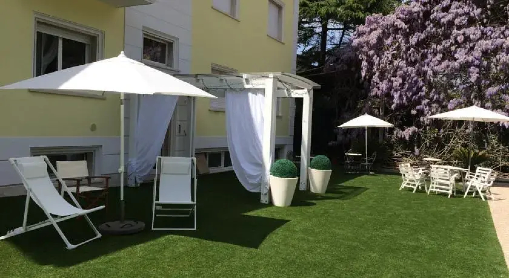 B&b Chartaria