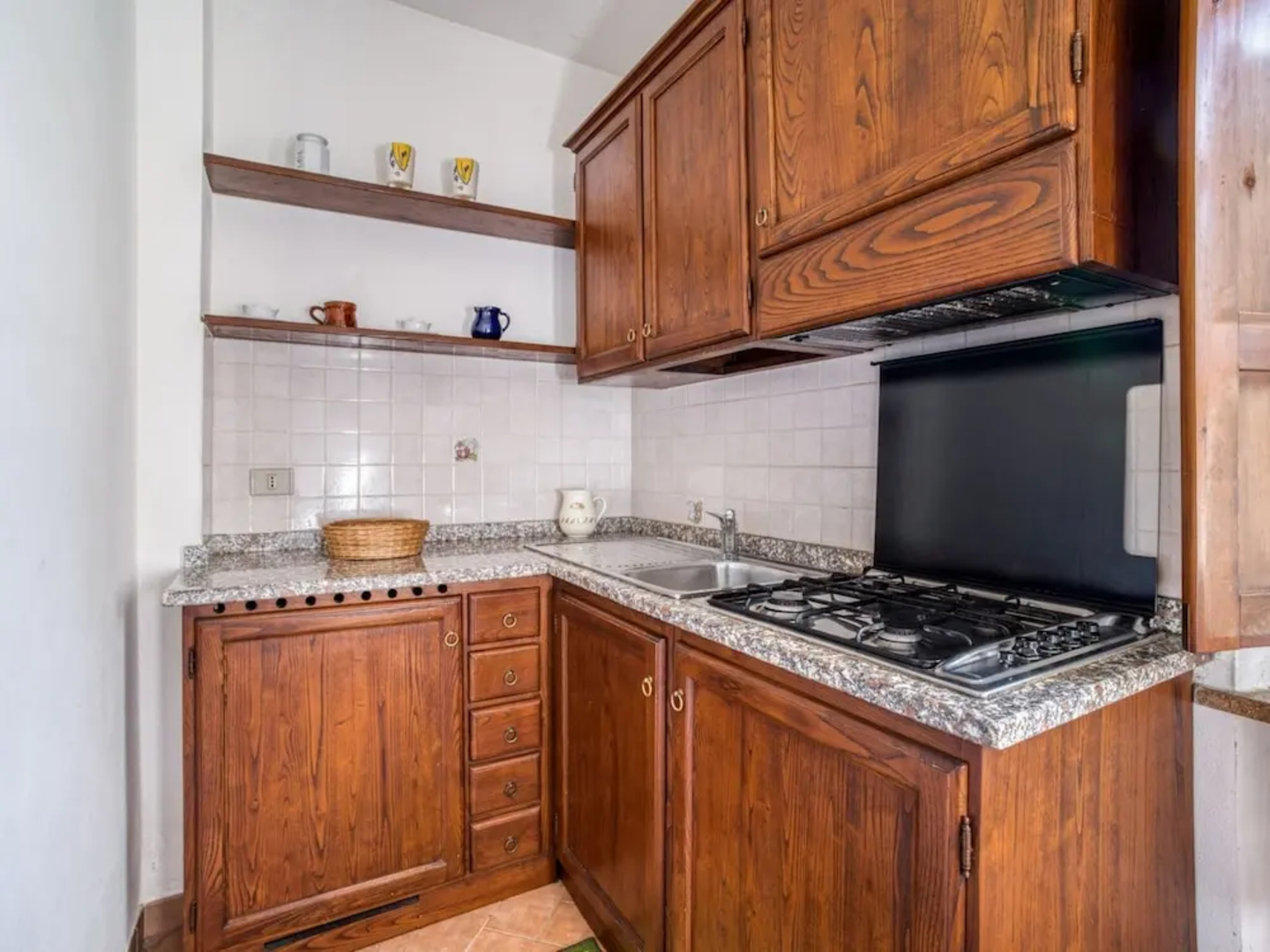 Apartment in Citerna With Pool