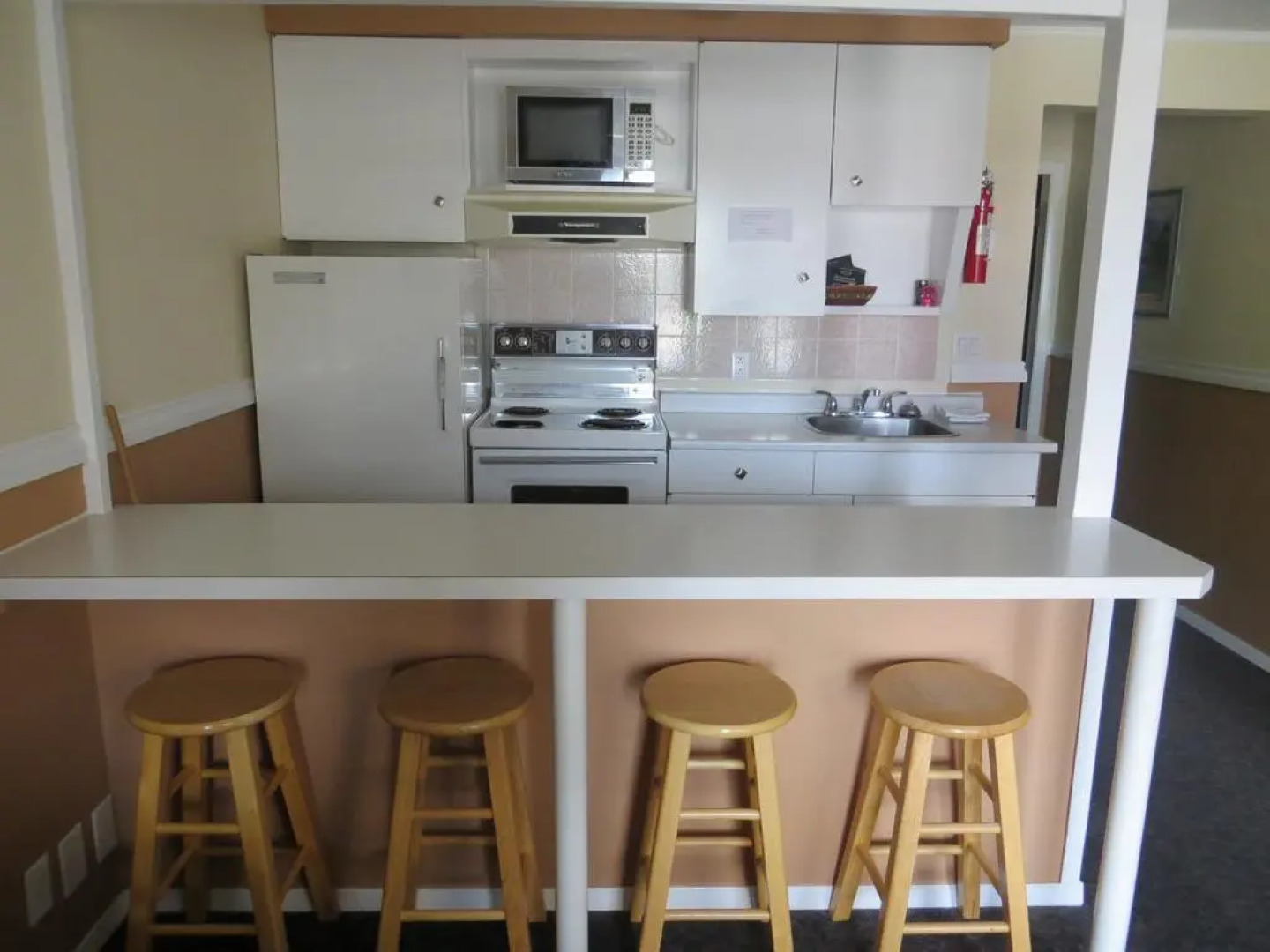 Harrison Village Motel