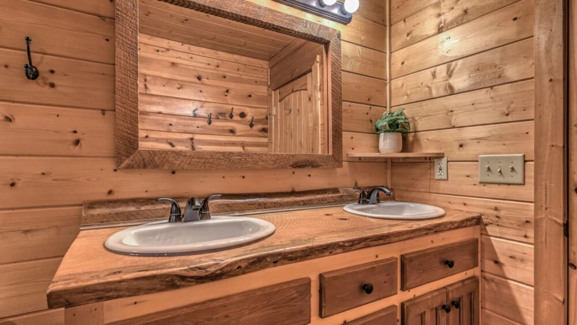 Aska Retreat by Escape to Blue Ridge