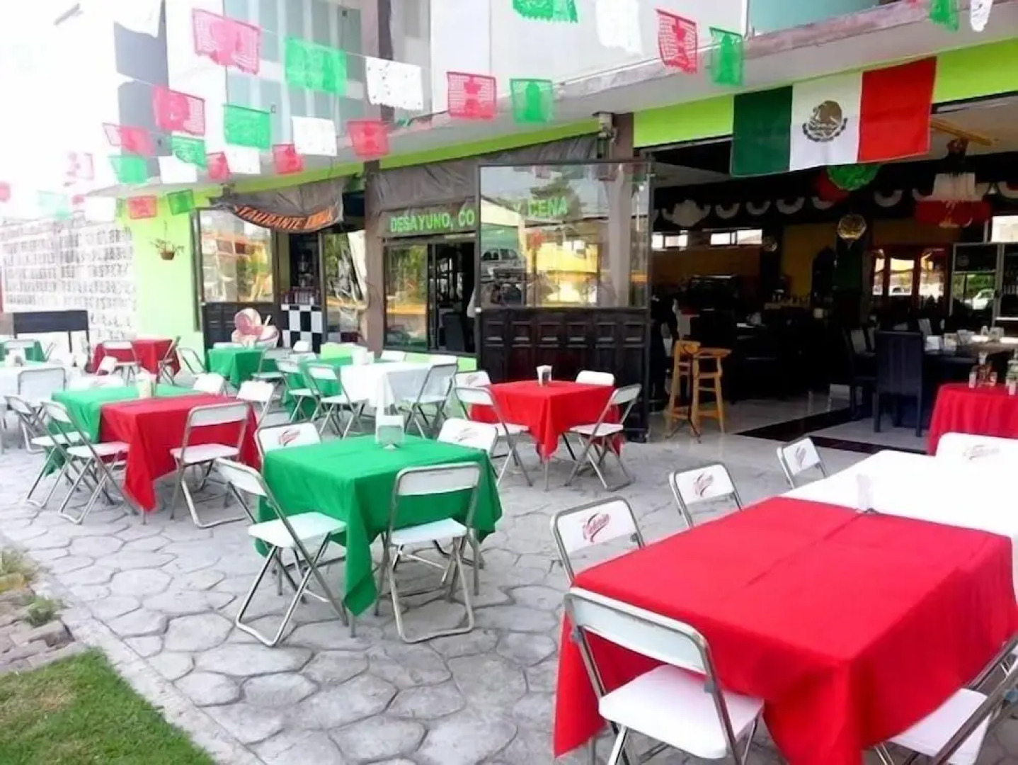 Hotel Fiesta Nueva Italia Inn