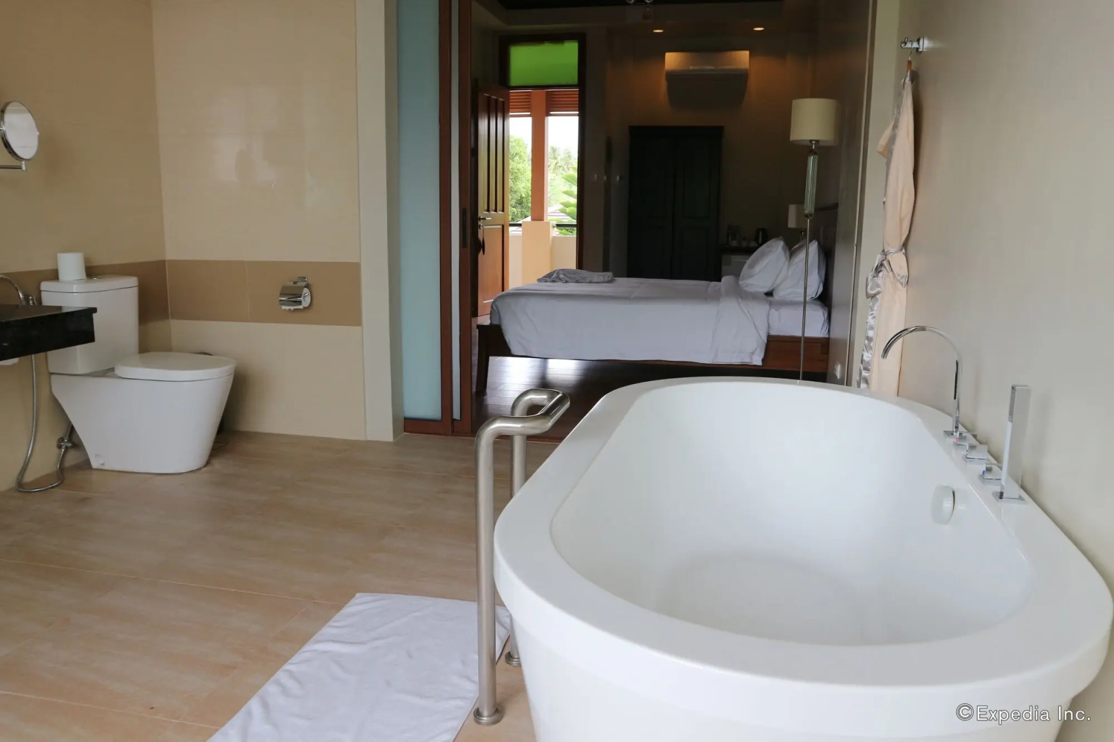 Bravo Resorts - Munting Paraiso