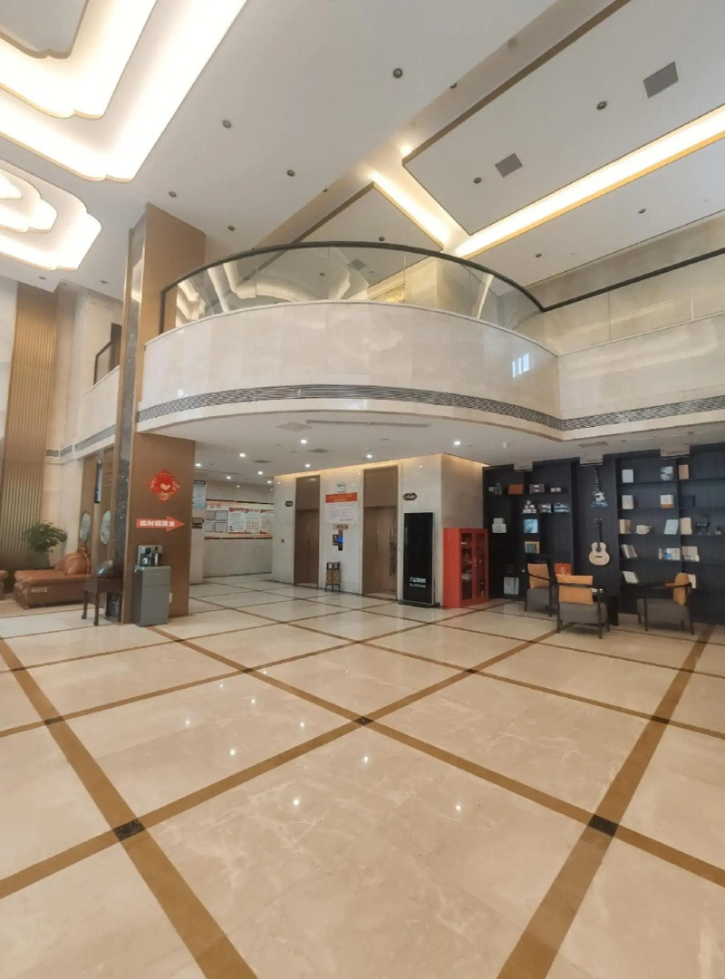 Meitan JinHong Grand Hotel (Chacheng Avenue)