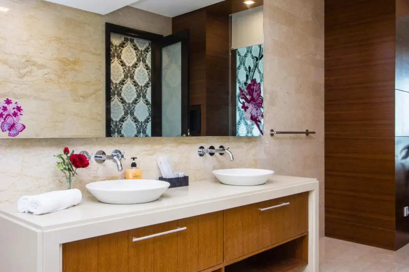 Penhome The Suite Straits Quay