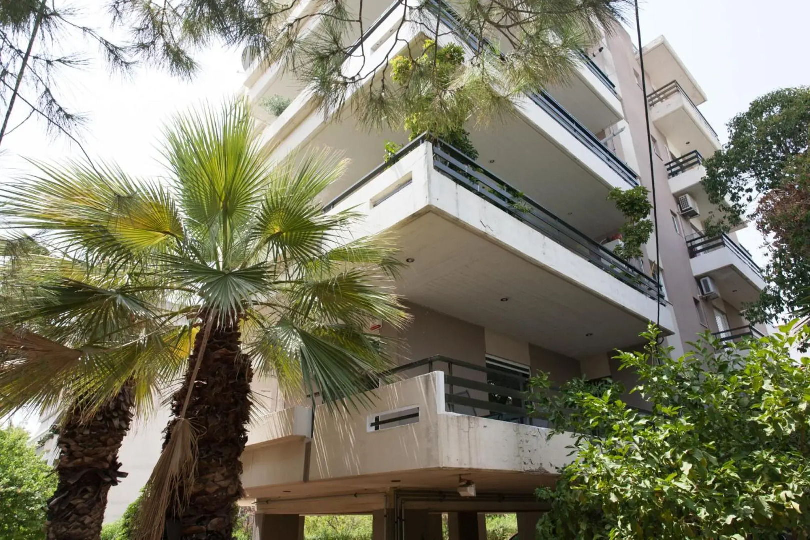 Pleasant 2BR Apartment near HELEXPO by UPSTREET