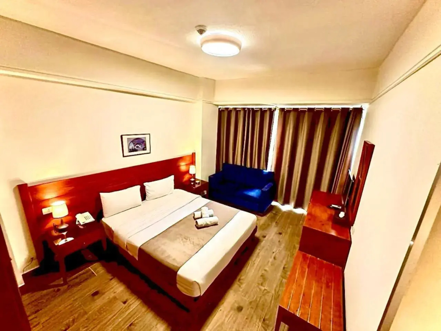 Ceasars Park Hotel