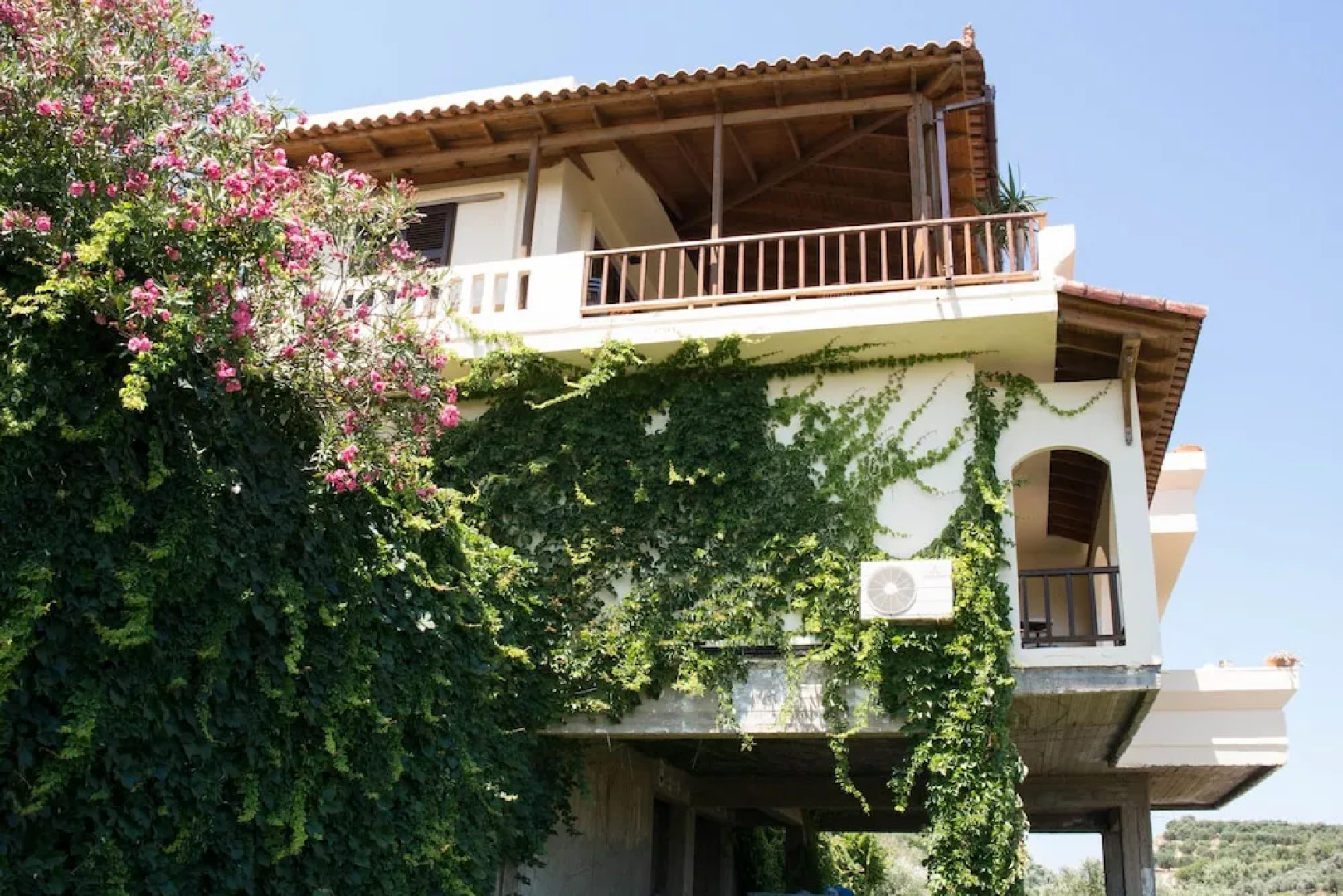 Alexandra Villa Stalos