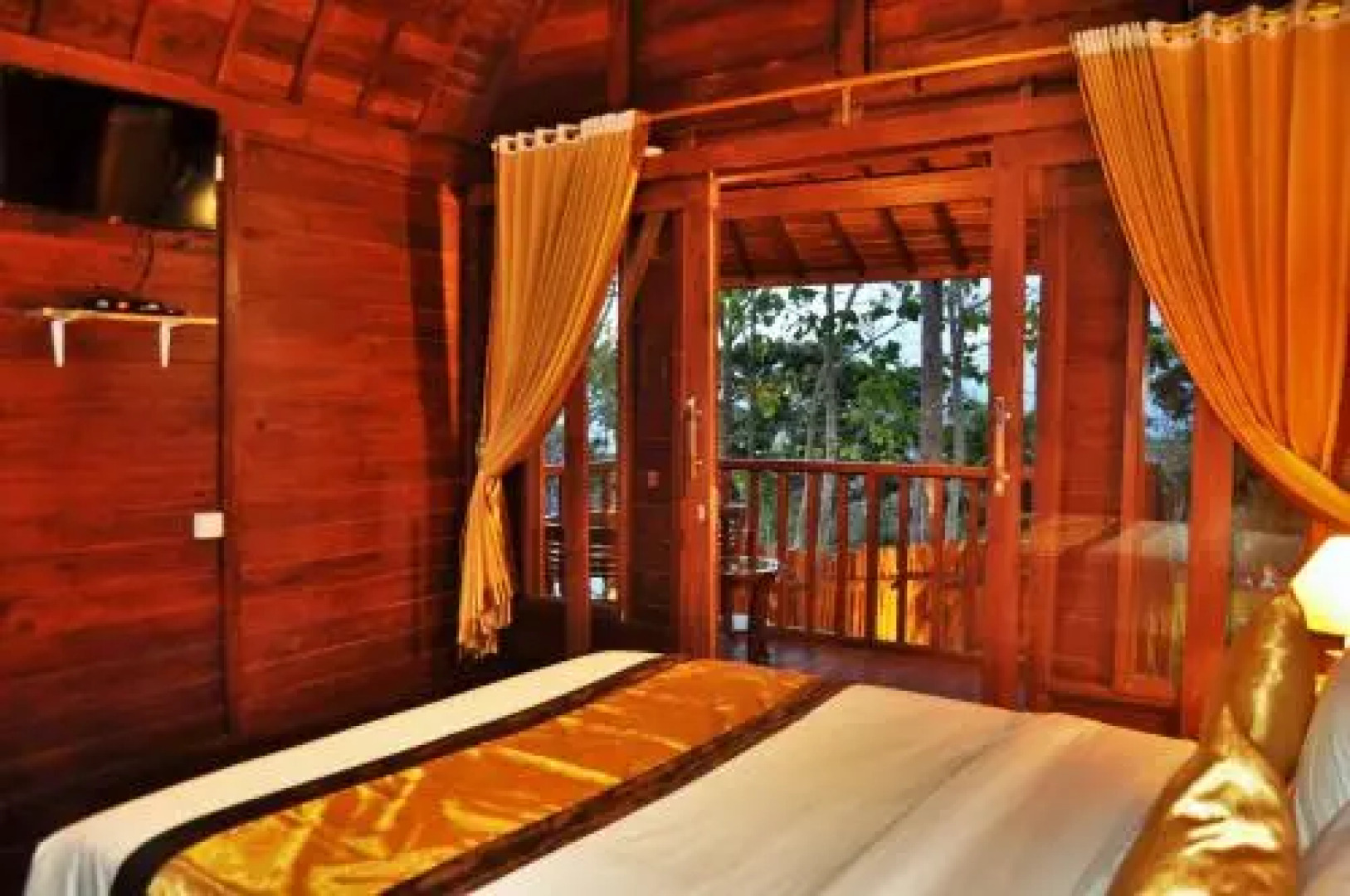 The Granyam Luxury Bungalow