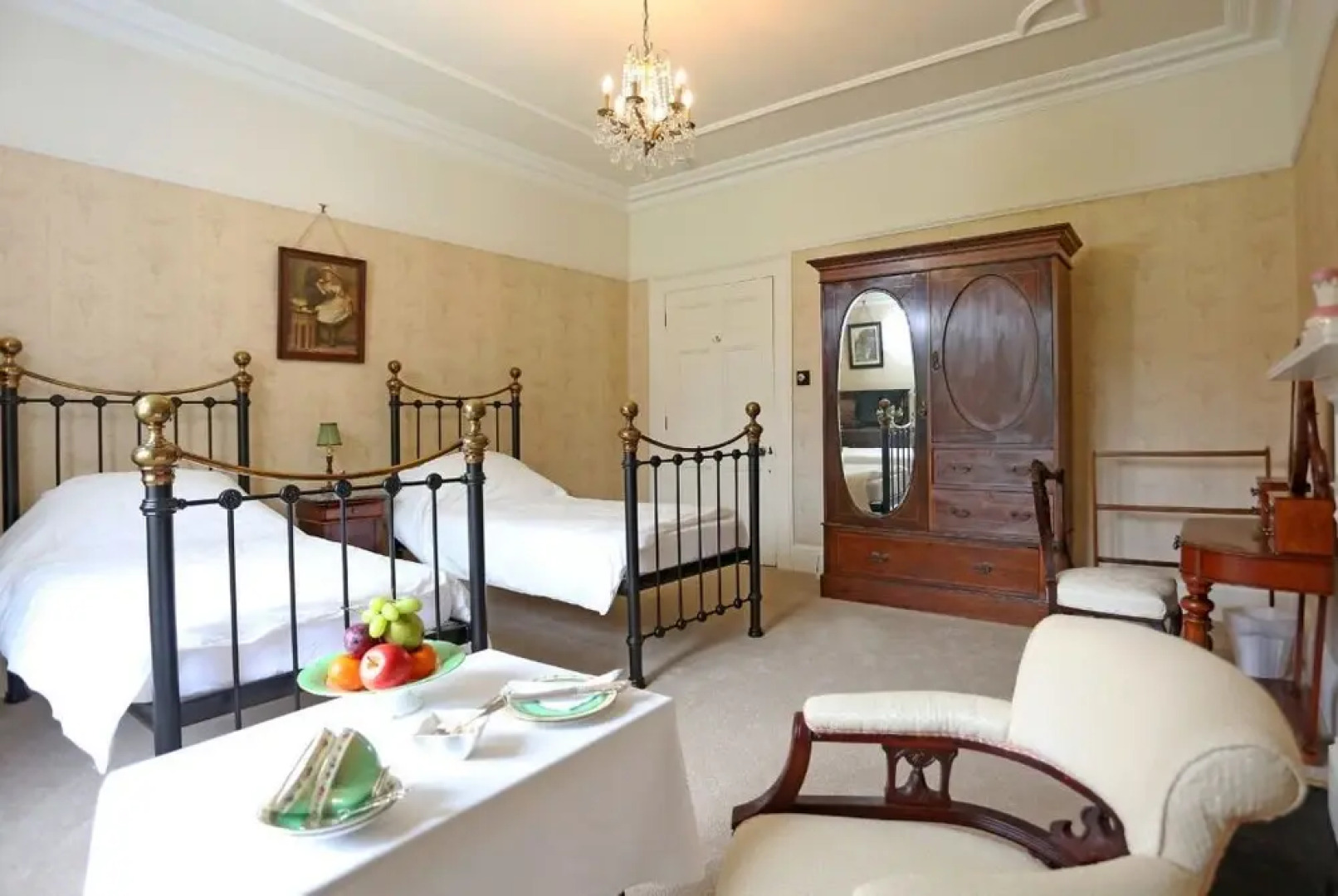 Llangattock Park House