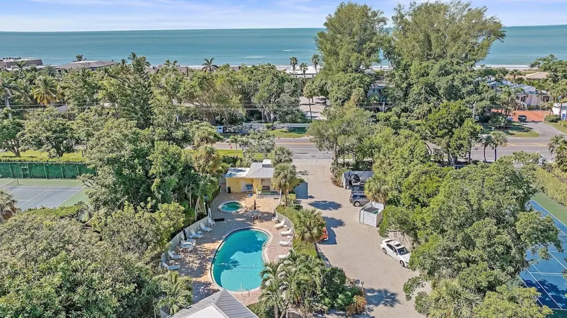 Pura Vida Two 2 Bedroom Condo by RedAwning