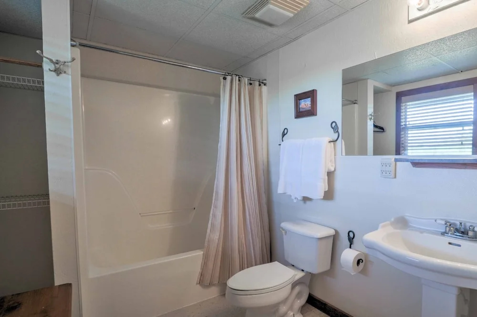 Delightful Carmine Studio on Rocking Horse Farm!