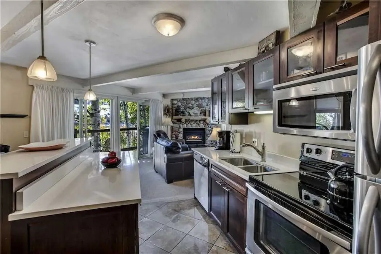 Woodbridge 19C - 2 Bedrooms Condo