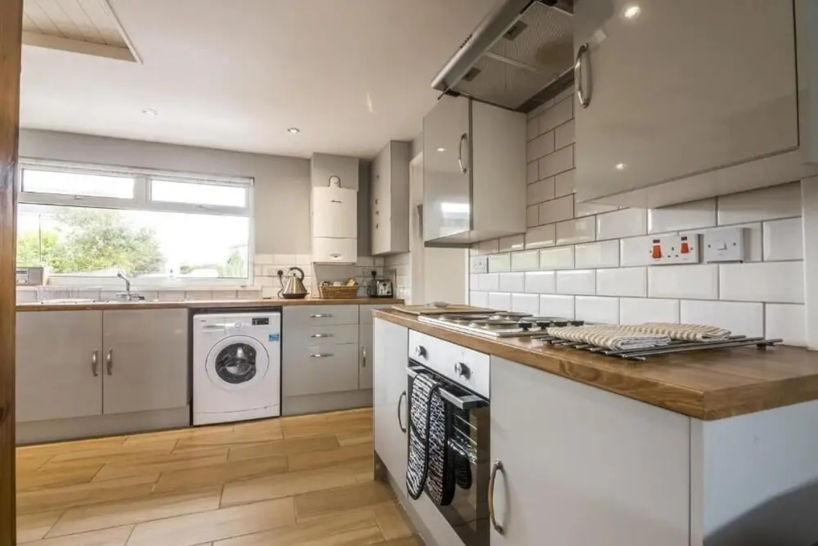 Little Hill - 3 Bed - Wisemans Bridge