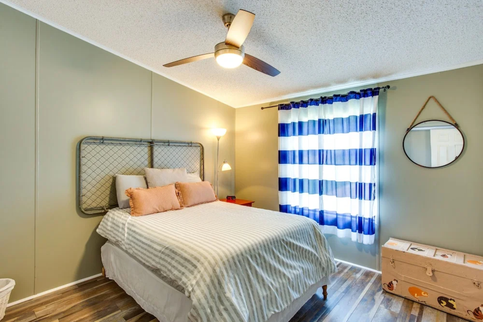 Hot Tub & Dock: Lakefront Mabank Home