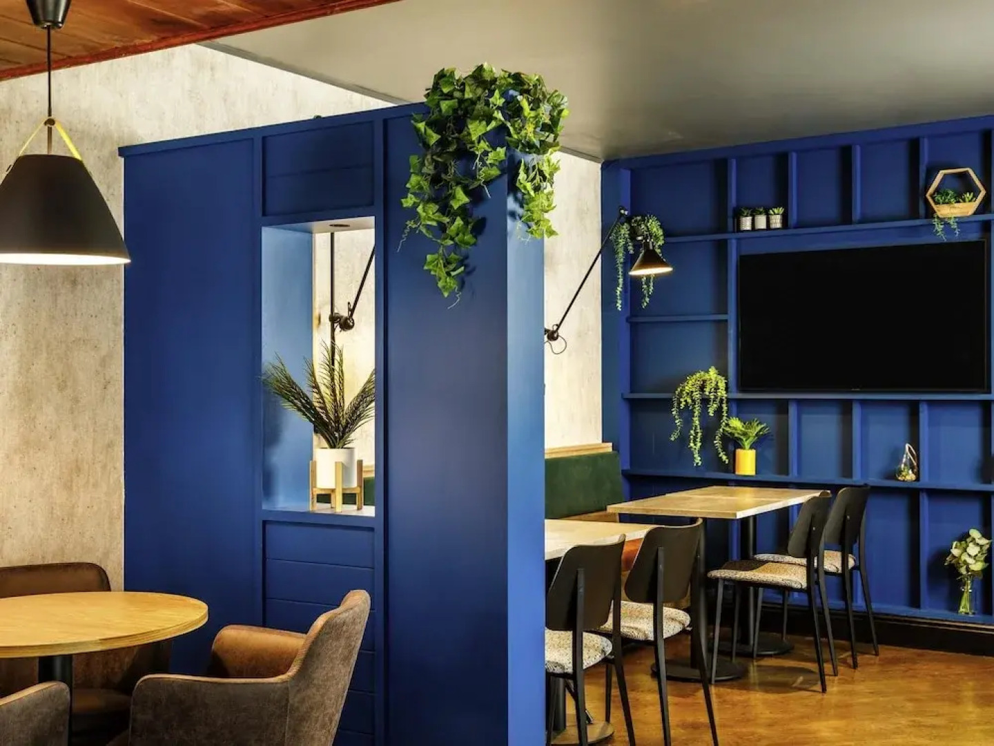 Ibis Wakefield East - Castleford