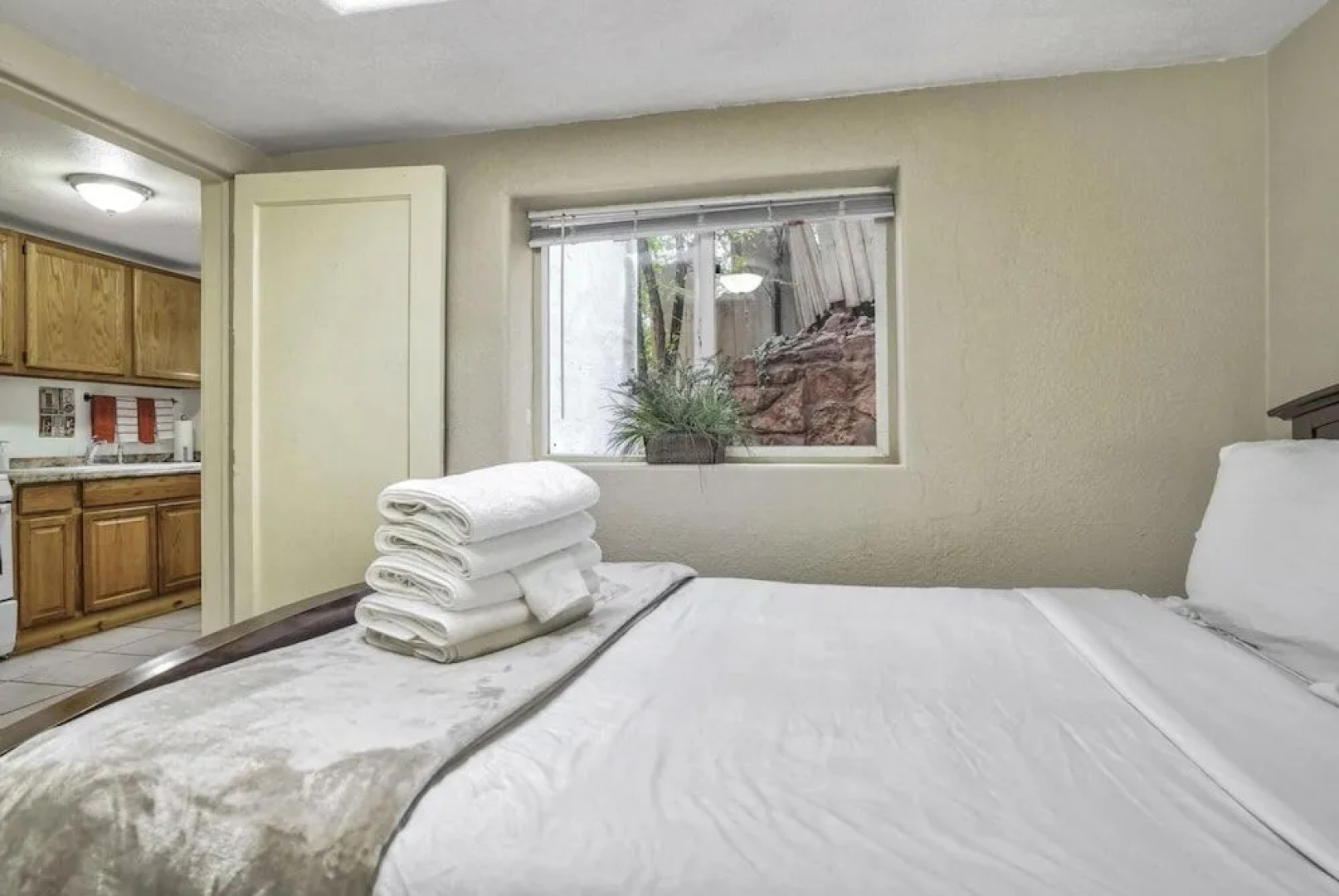 1BR Manitou Spring Cottage Get Away