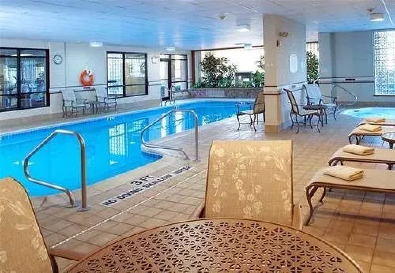 Courtyard State College