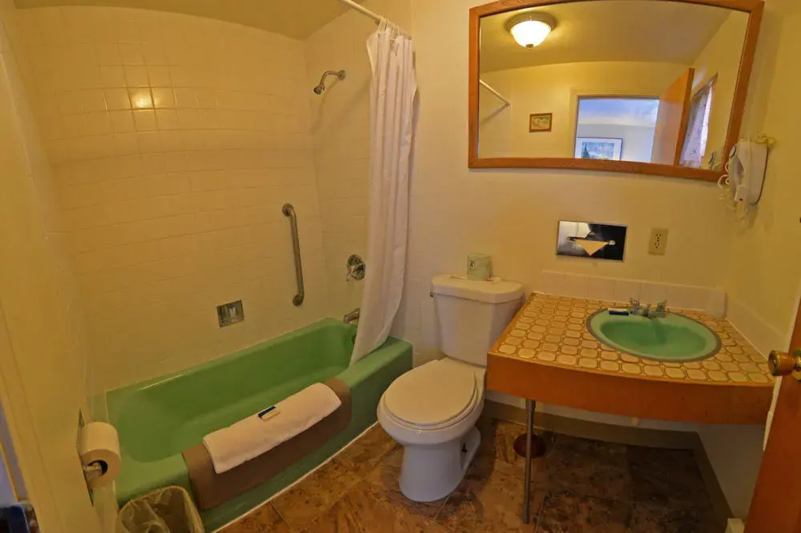 Endless Dunes, A Modern Motel