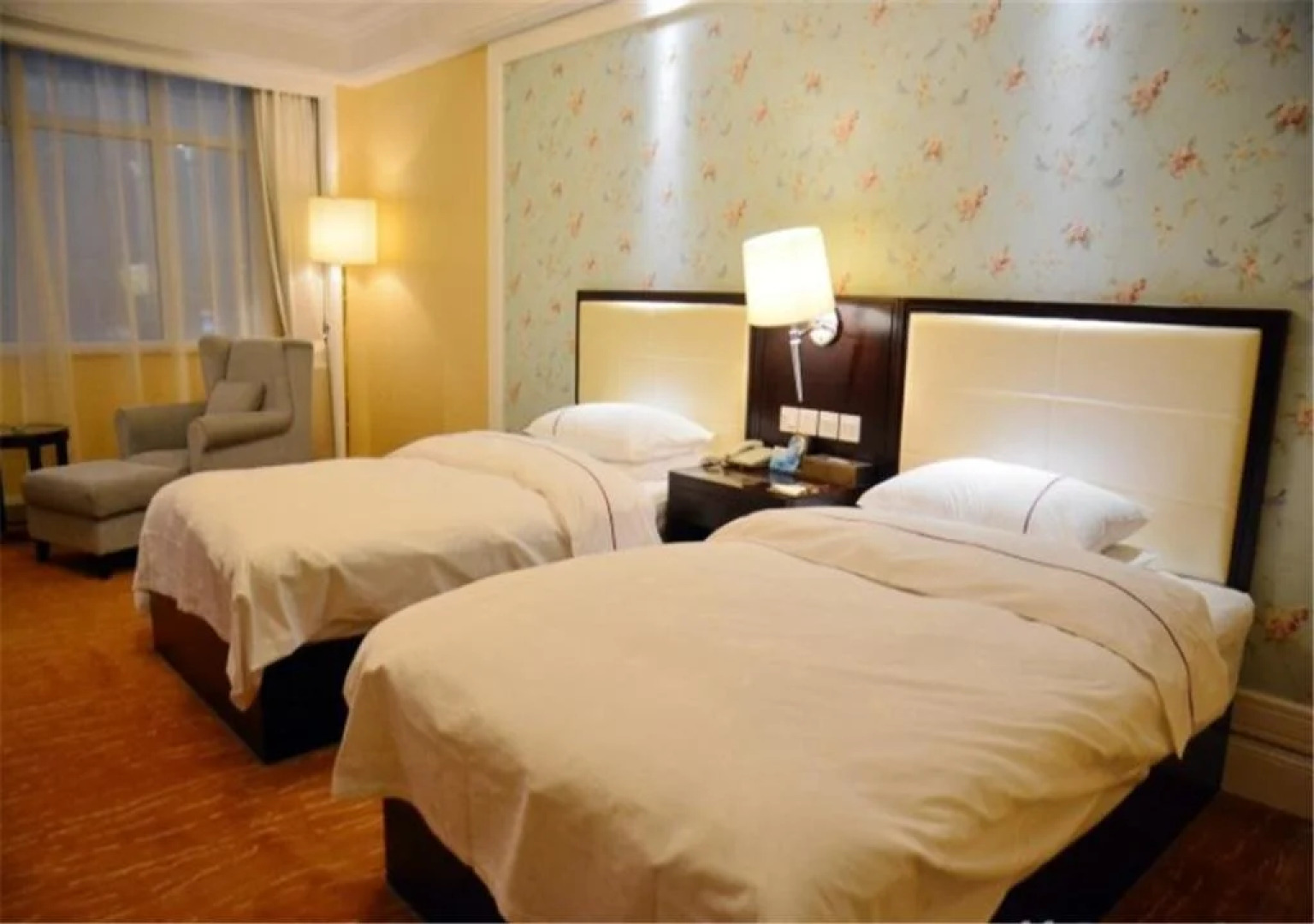 Inzone Galand Hotel Taian