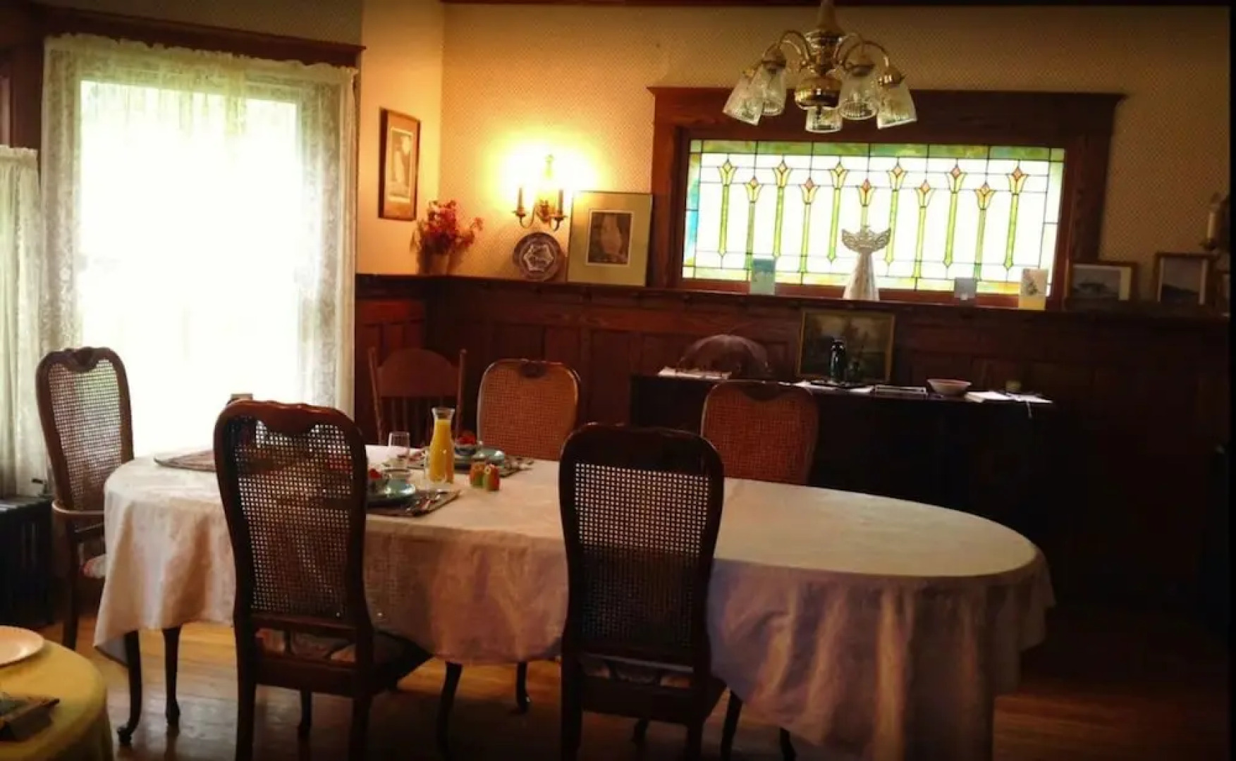 1922 Starkey House Bed & Breakfast Inn