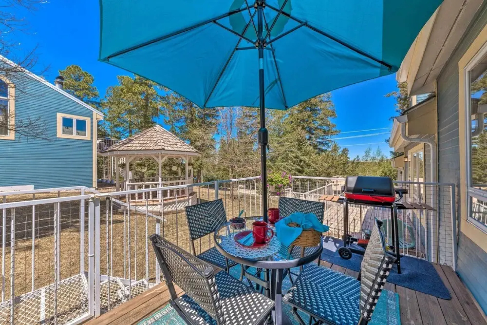 Eclectic Home w/ Deck: 4 Miles to Ski Cloudcroft!