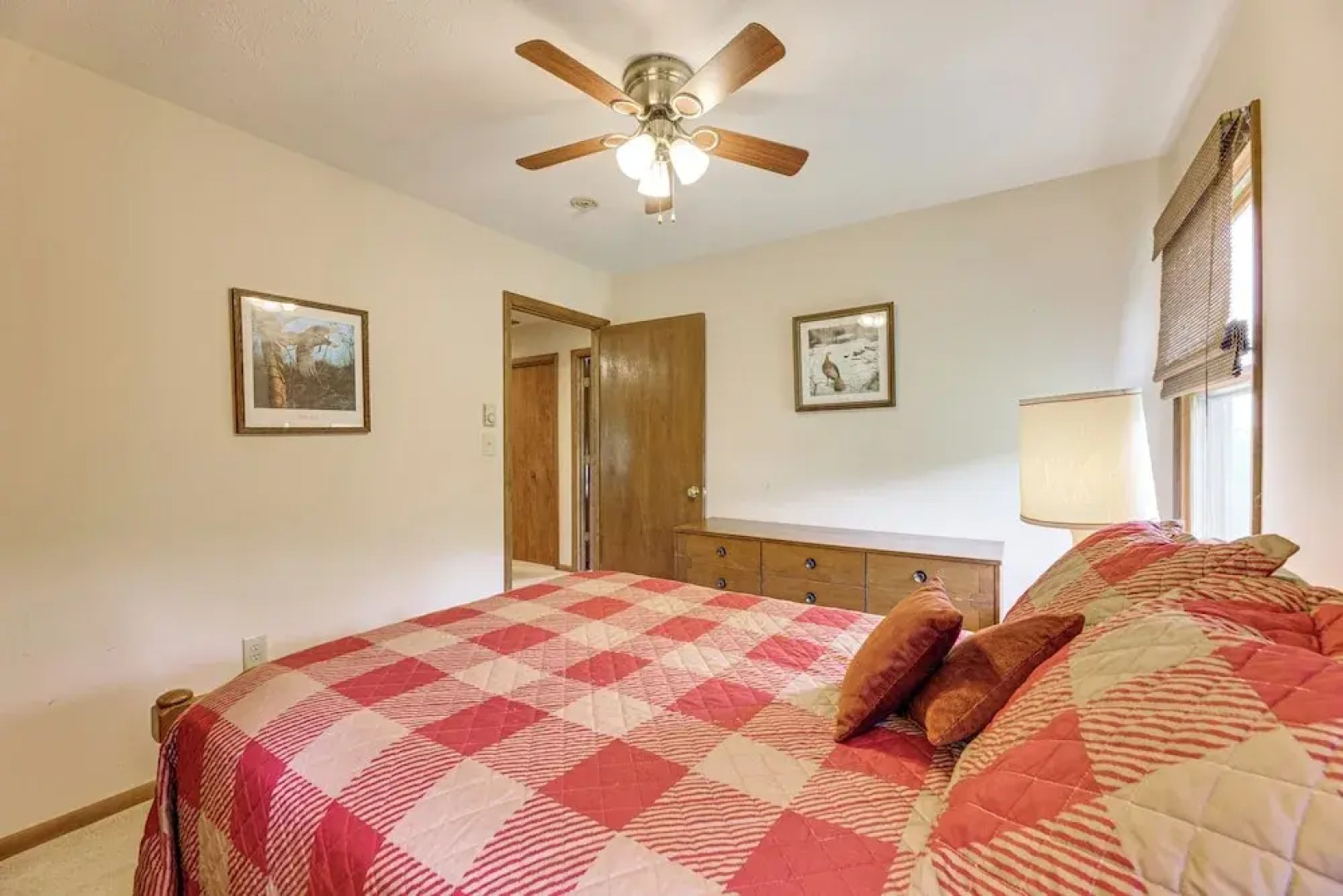 Fish, Hike, Hunt: Secluded Cabin in Doe Hill!