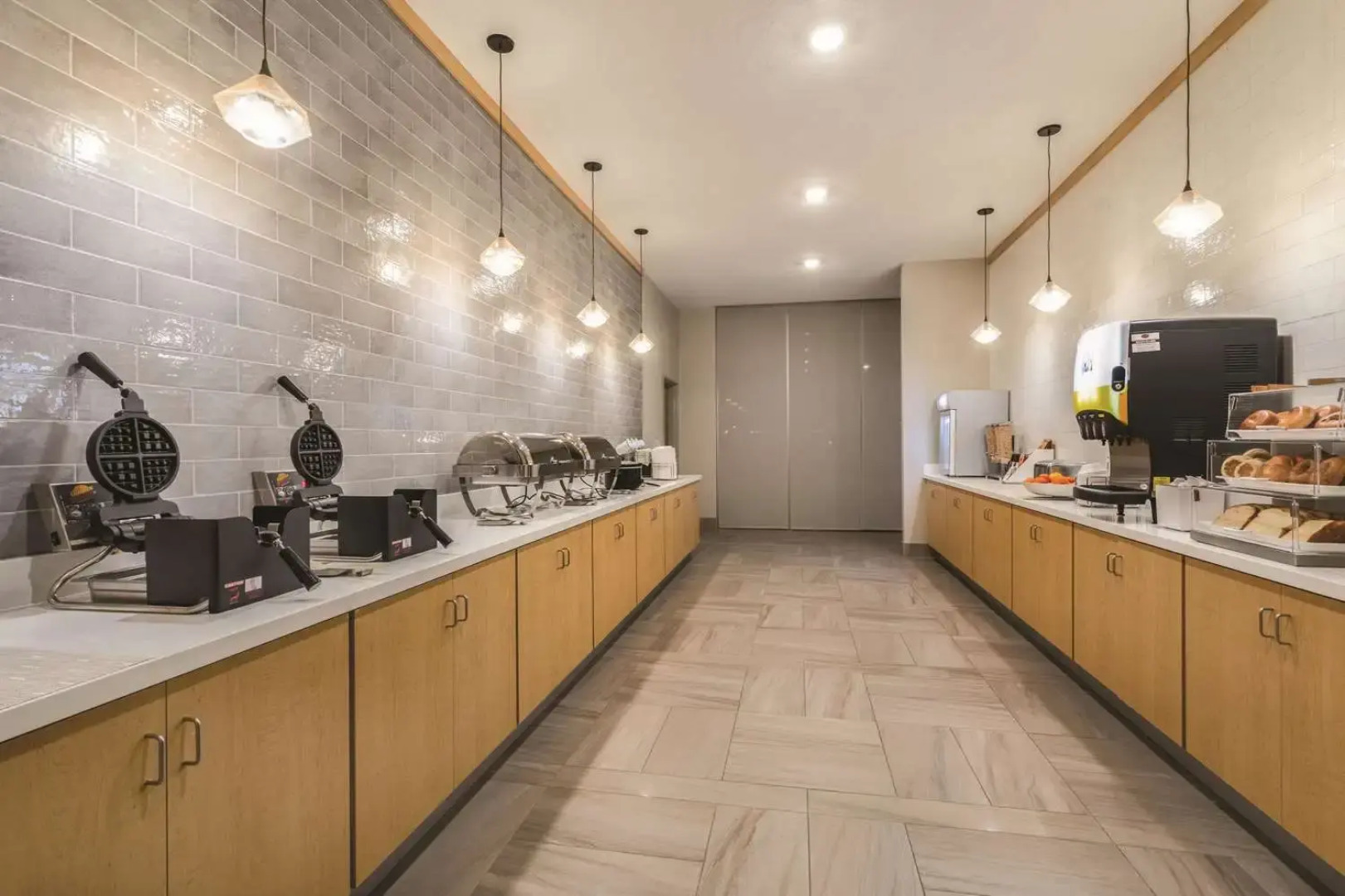 La Quinta Inn & Suites by Wyndham South Jordan