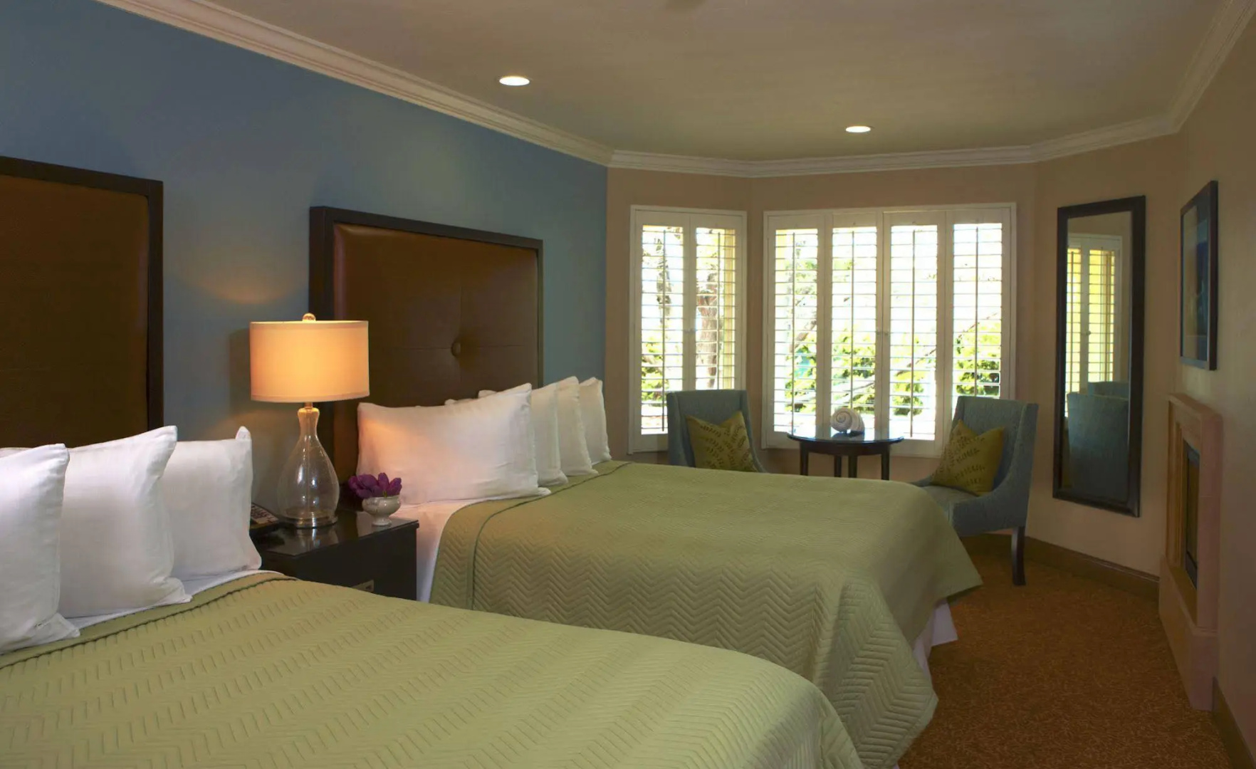 Blue Dolphin Inn