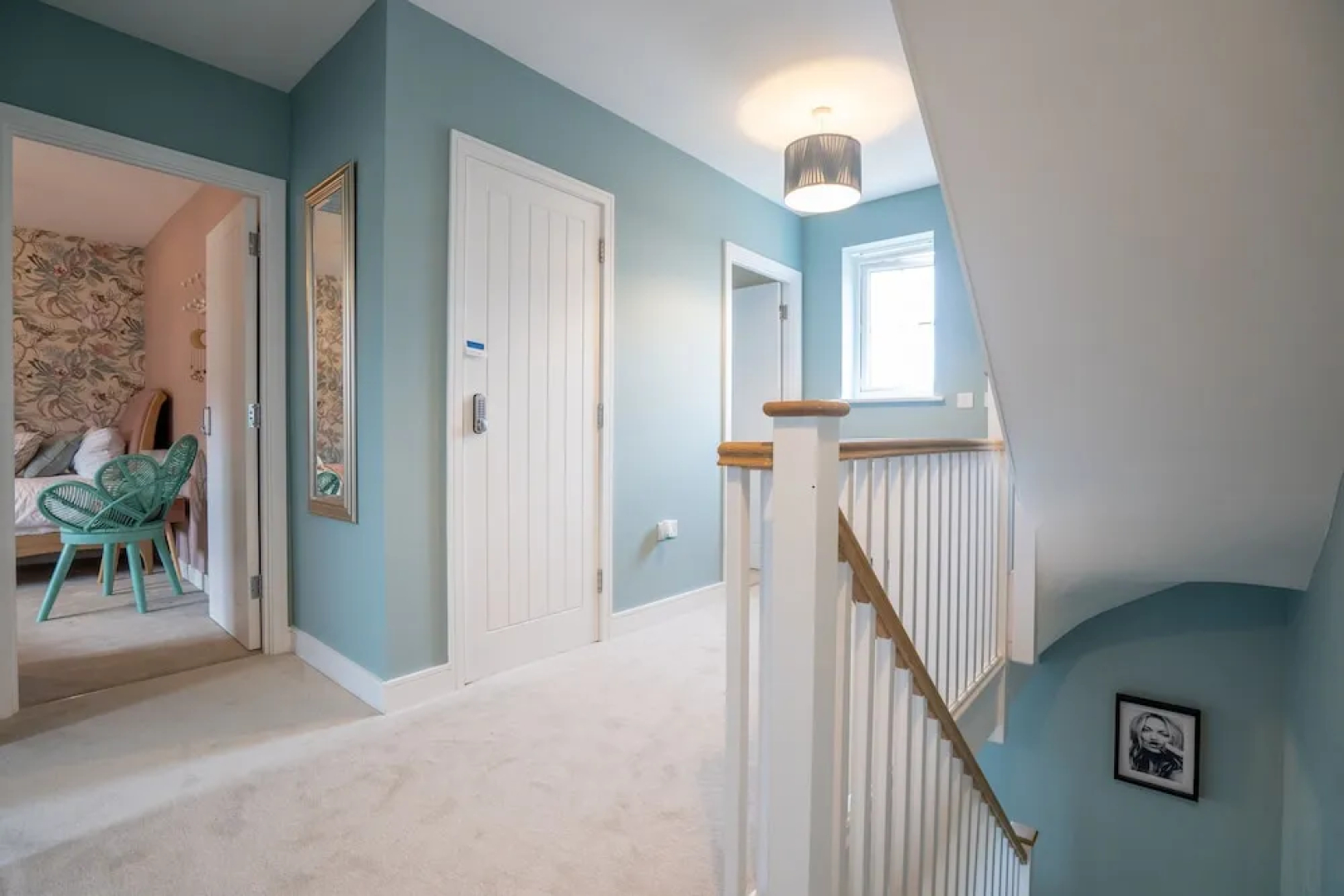 6 Bedroom New Build Detached House in Bicester