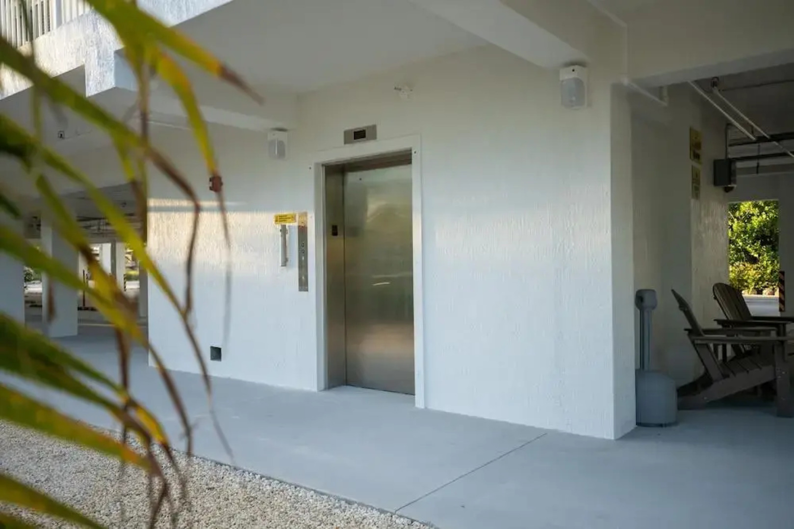 Sugarloaf Key Hotel at KOA Resort