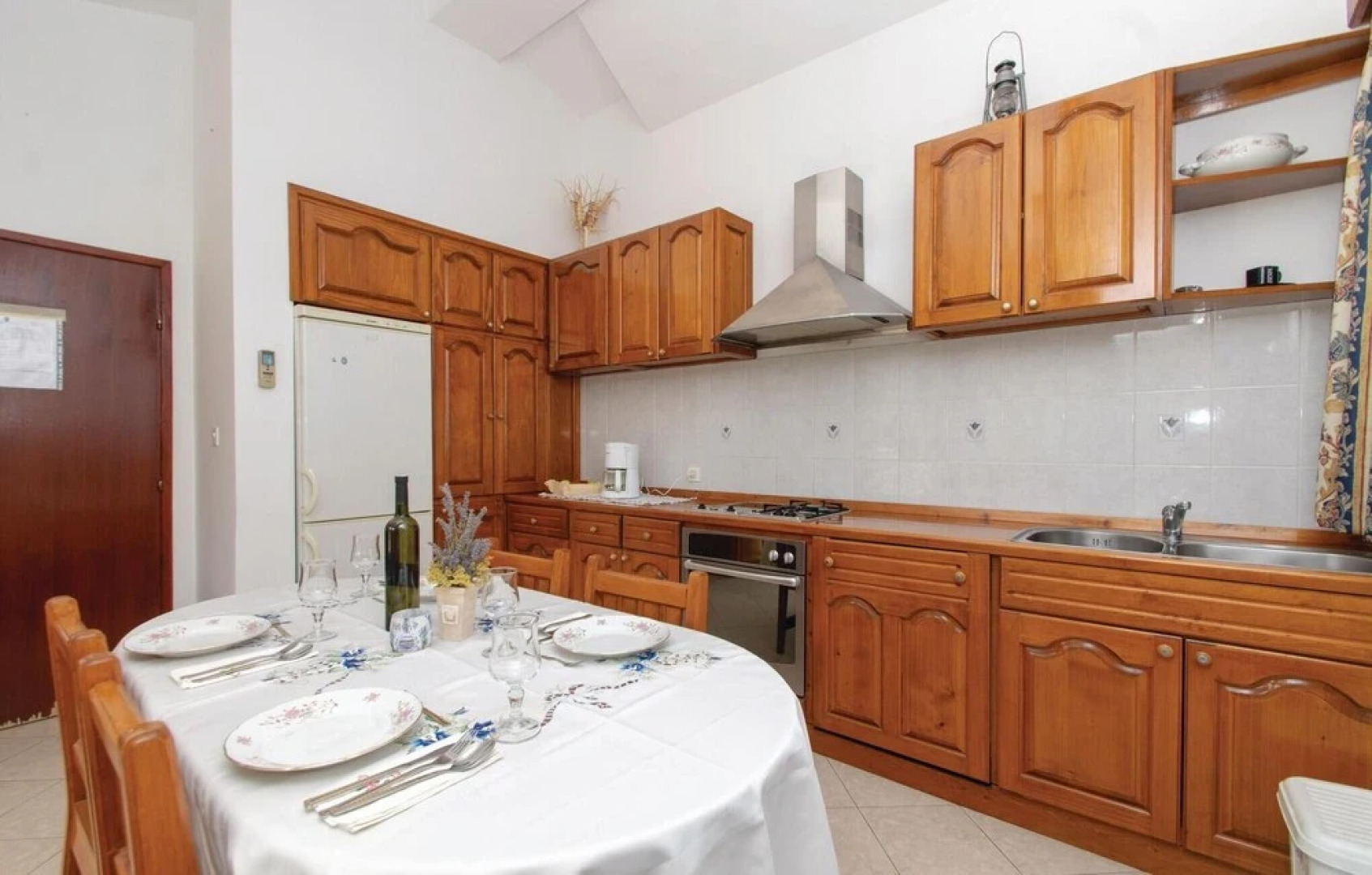 Awesome Home in Racisce With Wifi and 2 Bedrooms